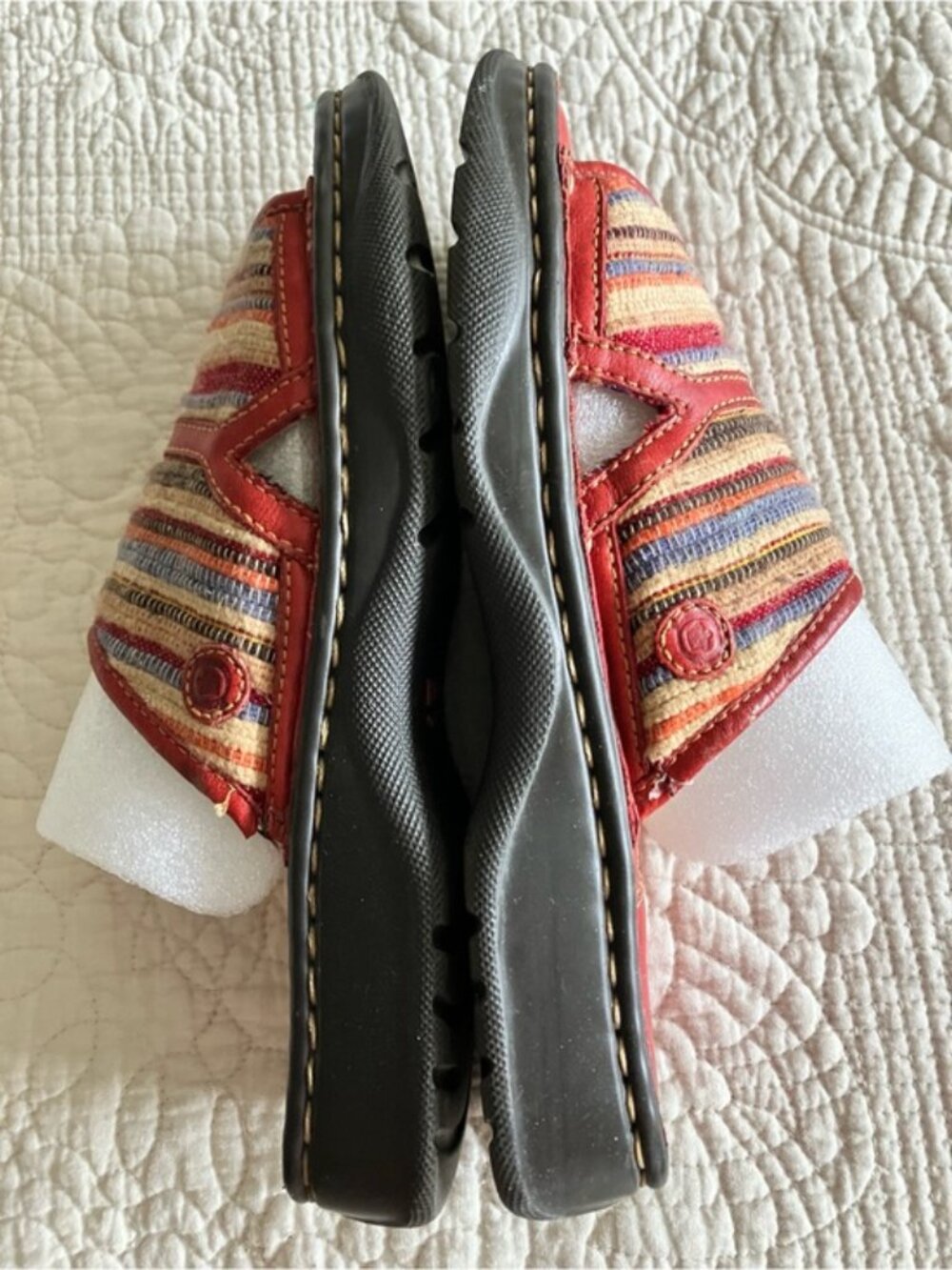 Born Red Multicolor Striped Slide SZ 9 woman - Picture 3 of 6